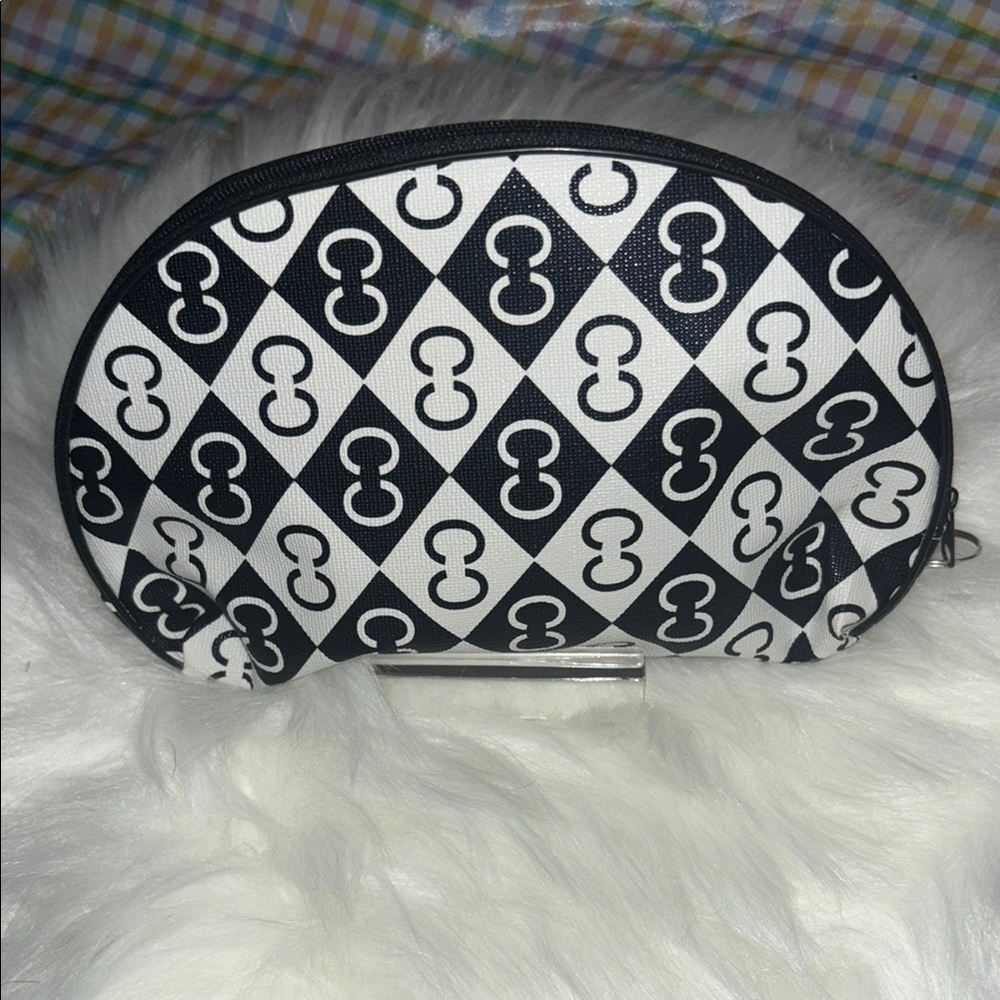 Black and White Patterned Women's Makeup Bag w/makeup All items are NWT or NWOT